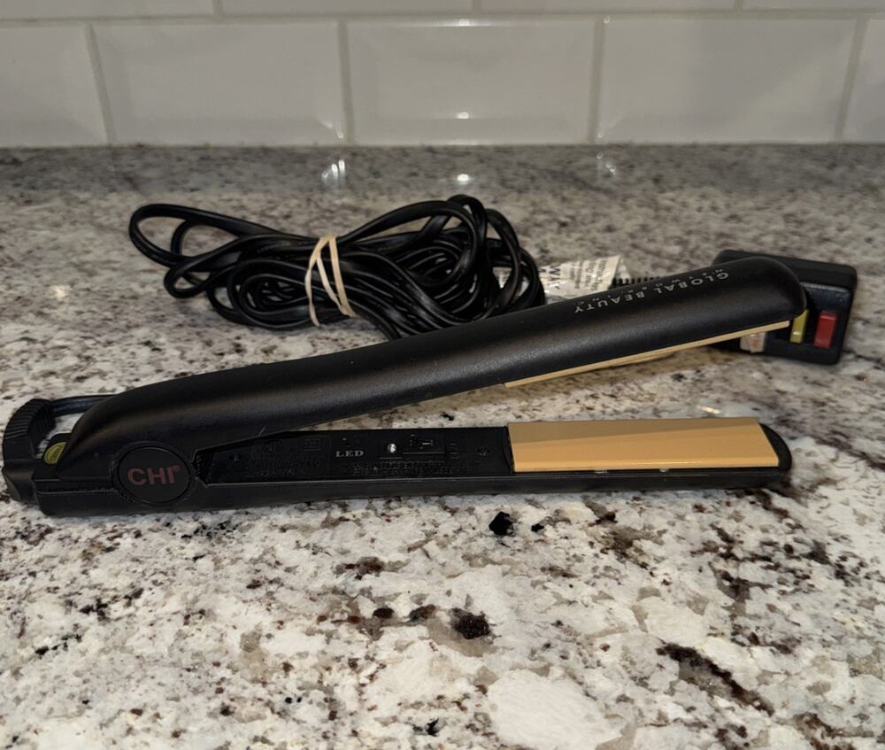 CHI Global Beauty Network GF1001 Black 1-in Ceramic Flat Iron Hair Straightener